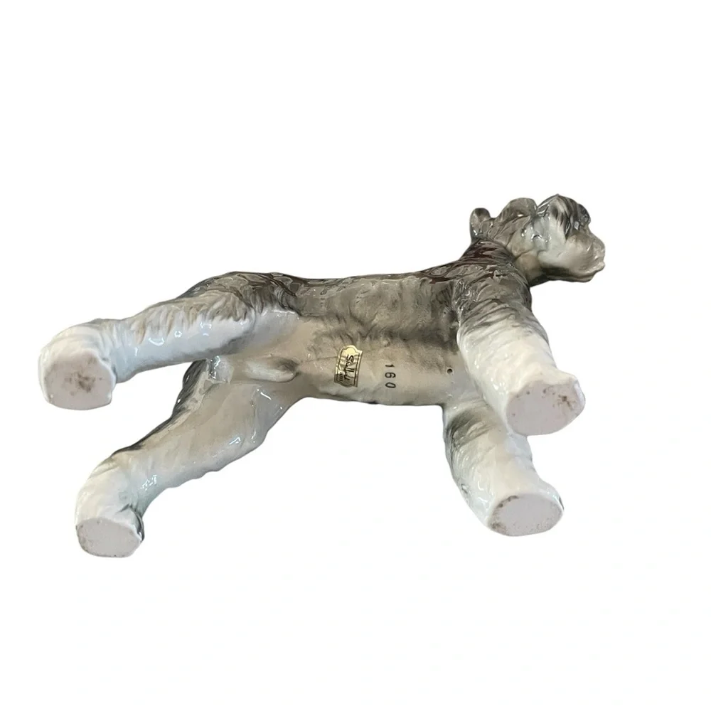 Schnauzer by Shafford Dog Statue Figure 8" Japan Fine Porcelain - Picture 6 of 8